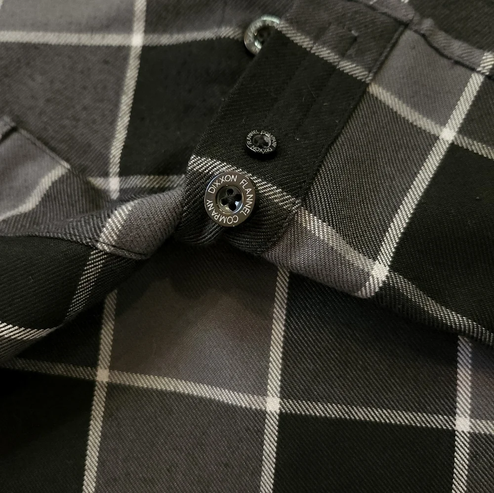 DIXXON Womens Flannel Button Down Shirt Size Small The Dark Horse Black Grey - Picture 4 of 8